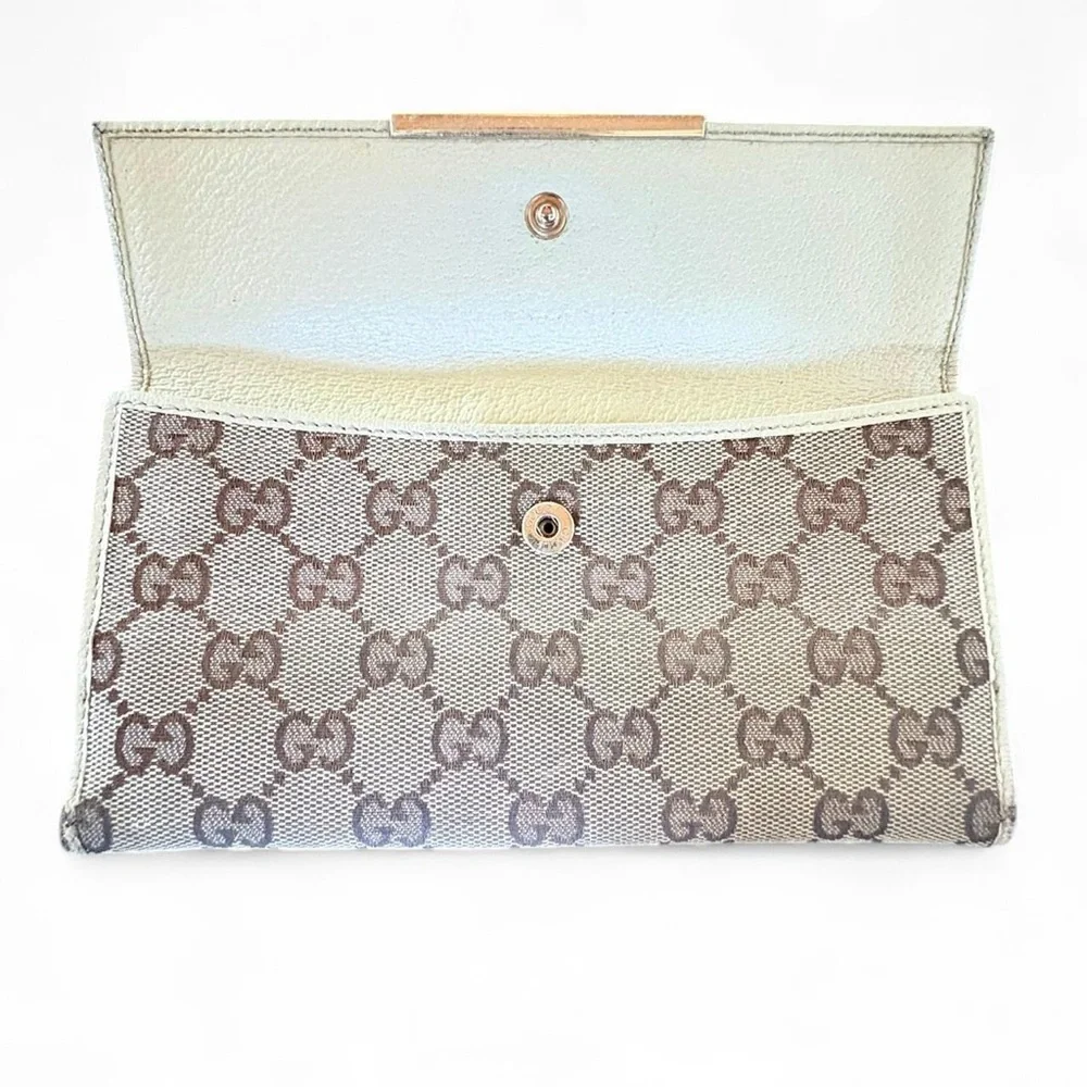 Vintage Authentic Gucci GG Supreme Monogram  Continental Long Wallet Clutch